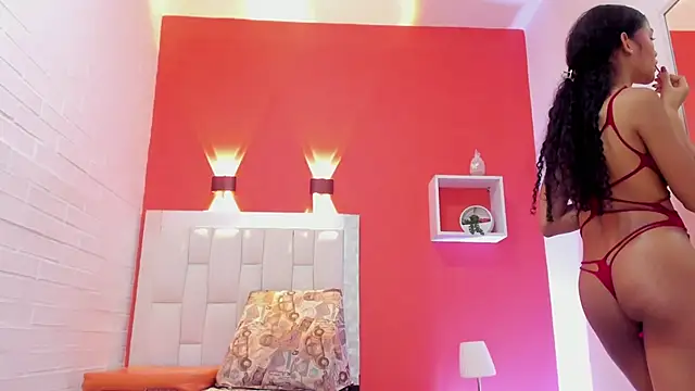 Laura_hot_69