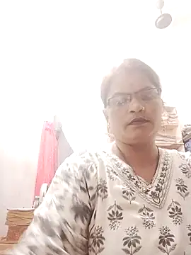 Bhavna_hot