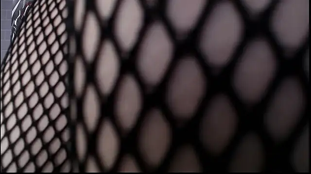 aleesha_cameron02