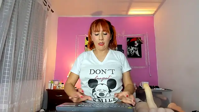 Niki_Fox111