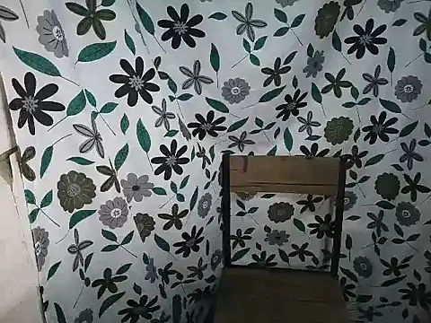 Pretty_christine01