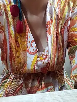 jihane-44's Stripchat show and profile
