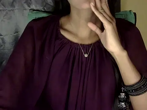 zara_Khan0