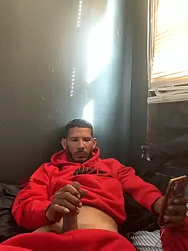 chico_bellaco - Chico_Bellaco's free webcam - UK Sex Cams