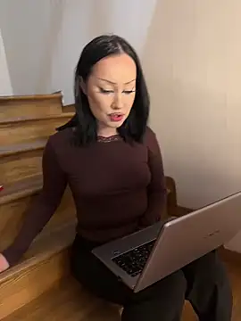 RollingGirls from StripChat