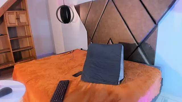 PenelopeGuzman__