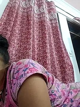 Hotty-Nidhi