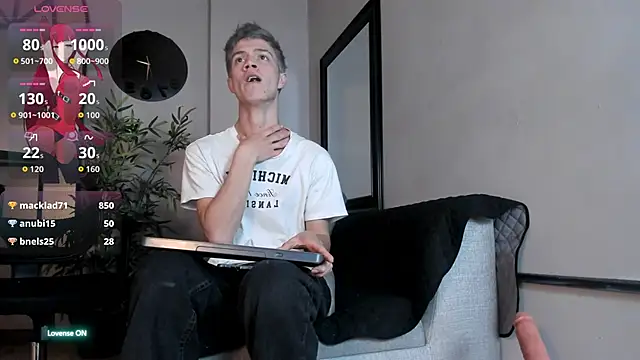 nicktorn