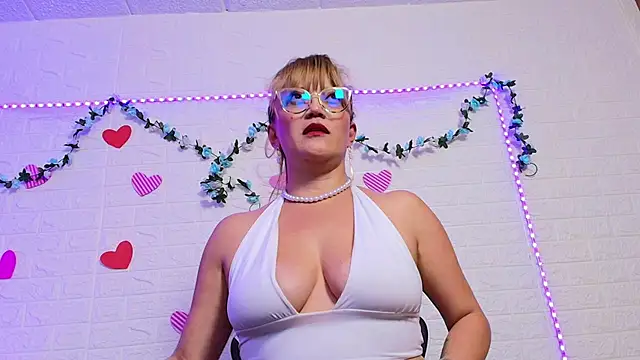 naomi_diamond_