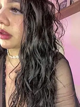 Zoe_Serrat