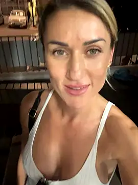 MikaelaBloom