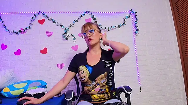 naomi_diamond_