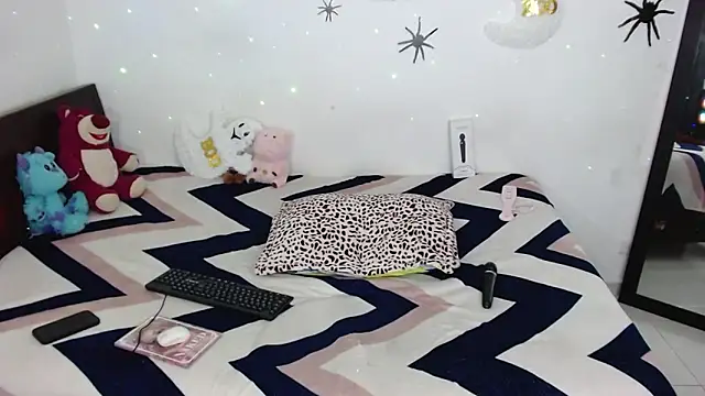 Zoe_small