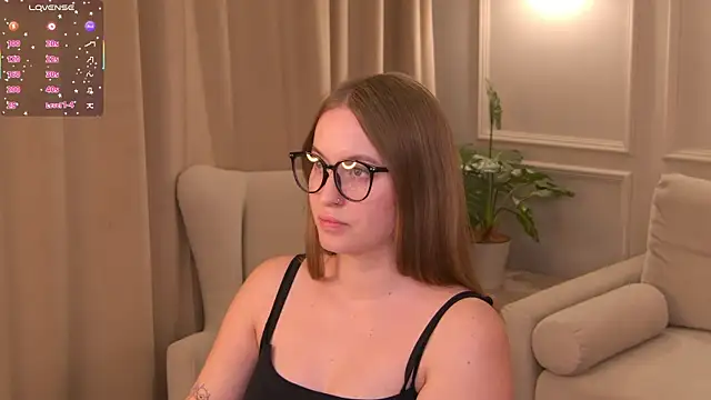 eva_haris - Eva_Haris's free webcam - UK Sex Cams
