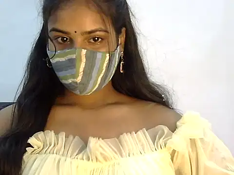 Curvy_Nikita