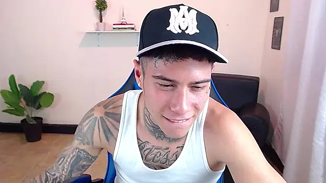 setthomas - Setthomas's free webcam - UK Sex Cams