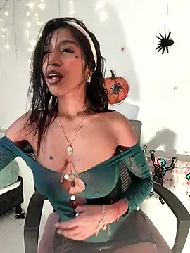 LeilaEbony