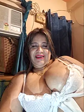 Hot_Queen77