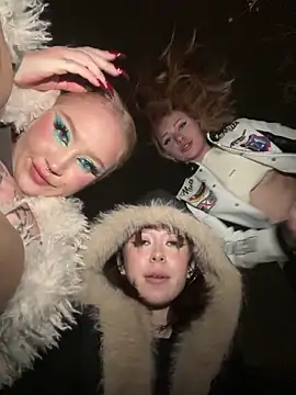 RollDolls