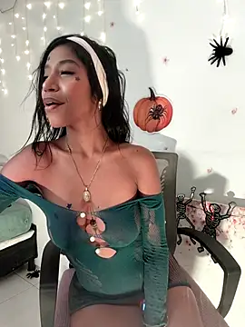 LeilaEbony