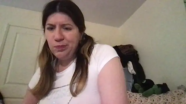 hyphytype - HYPHYtype's free webcam - UK Sex Cams