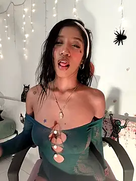 LeilaEbony