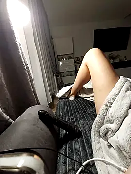 sexyjulia21 - SexyJulia21's free webcam