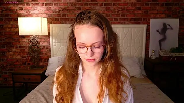 sallypinkman - SallyPinkman's free webcam
