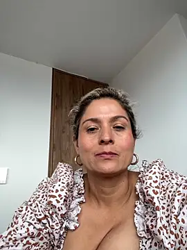 linda-mature43