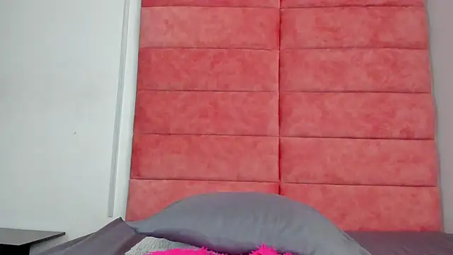 Hanna_lens