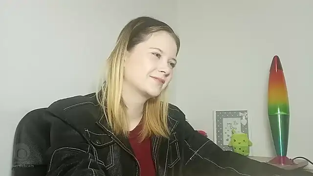  LydiaYoung chat room