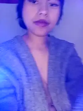 Eva_Feller69