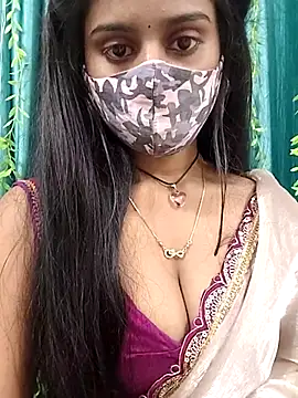 Aanya_hotty