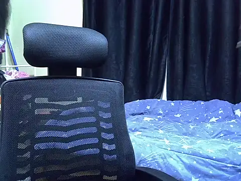 Horny-slut_