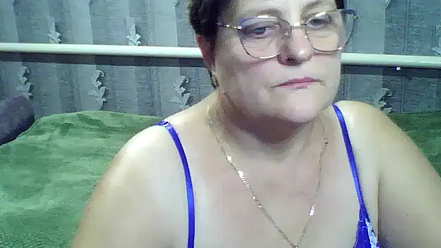 elzajewel - ElzaJewel's free webcam