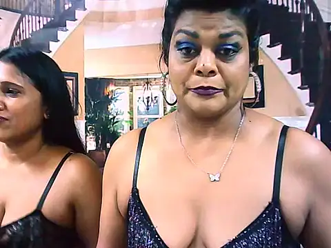 indianCherryPie Live Webcam on Stripchat