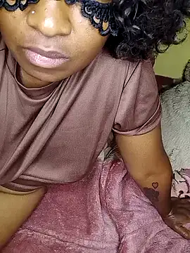 Sexycurvesbi