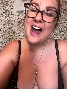 Lacey-BBW