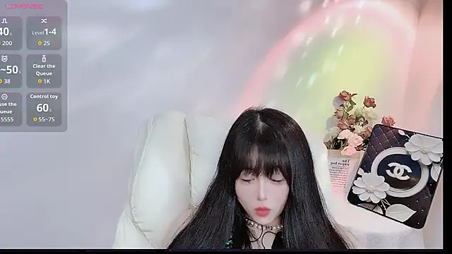 LiLiLily's Stripchat show and profile