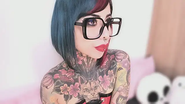 NikkiRamone