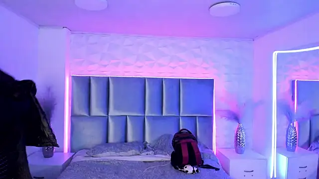Zoe_Lynch_