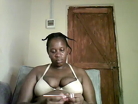 sexy_valentine001 - Sexy_valentine001's free webcam - UK Sex Cams