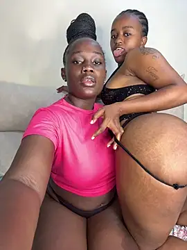 Favoritegirl1 Live Webcam on Stripchat