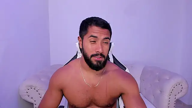 santiago_huntt - Santiago_huntt's free webcam