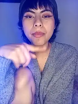 Eva_Feller69