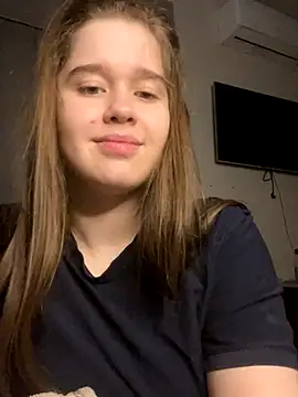 HornyGirlH Live Webcam on Stripchat