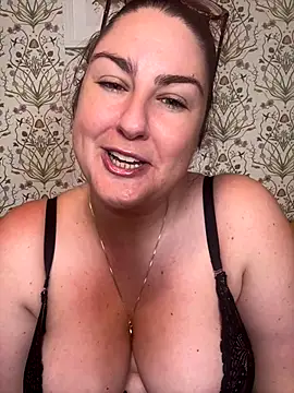 Lacey-BBW