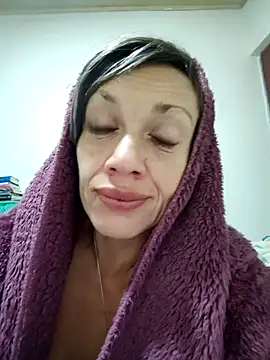sexymarilyncolom... Live Webcam on Stripchat