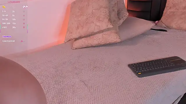 lexiee_grey_