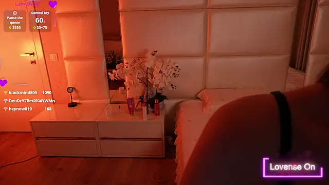 Lilly_Colins